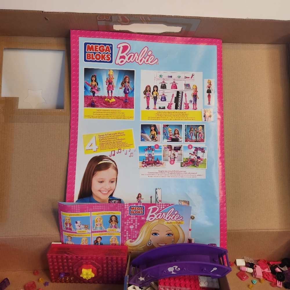Barbie Mega Bloks Super Star Stage 290 Pcs #80247 2013 Mini Dolls Open Complete - Picture 3 of 9